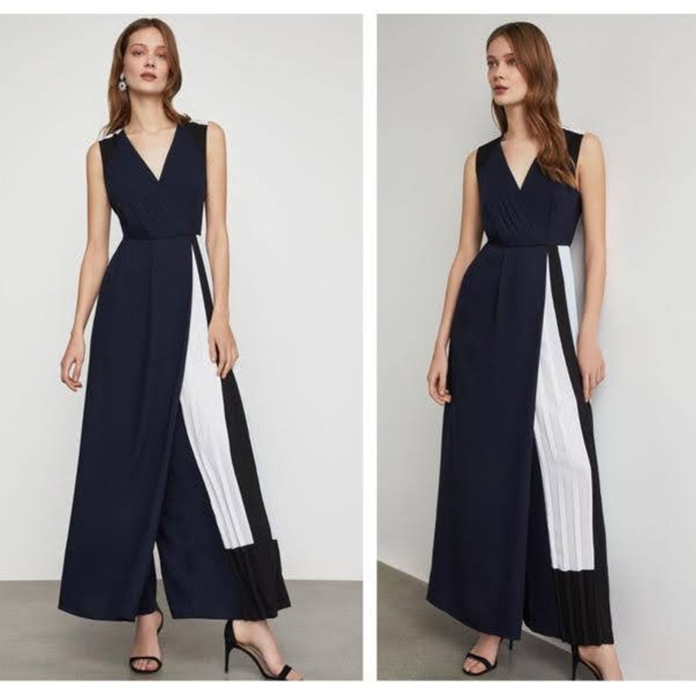 BCBGMaxAzria blue jumper with white and black accents